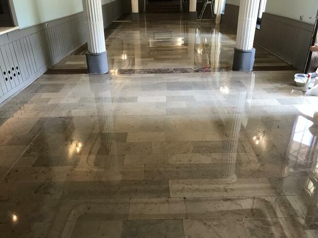 Renowacja posadzek kamiennych, polerowanie posadzek, marmur