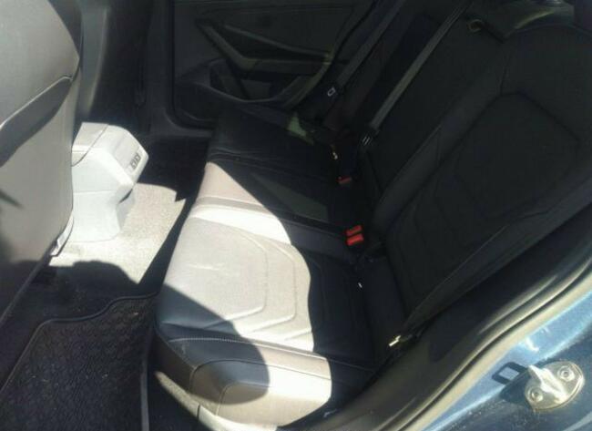 Volkswagen Jetta 2019, 1.4L, po gradobiciu