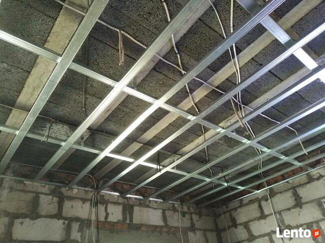Sufity podwieszane, ścianki z karton-gipsu.