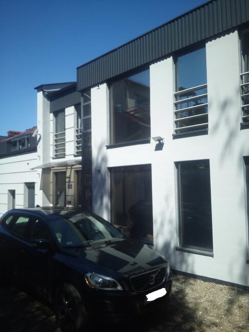 Sprzedam lokal użytkowy.