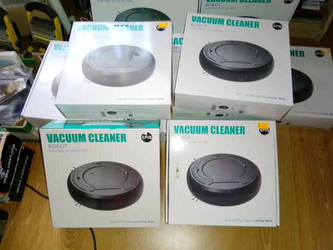 Robot sprzątający z opcją mopowania