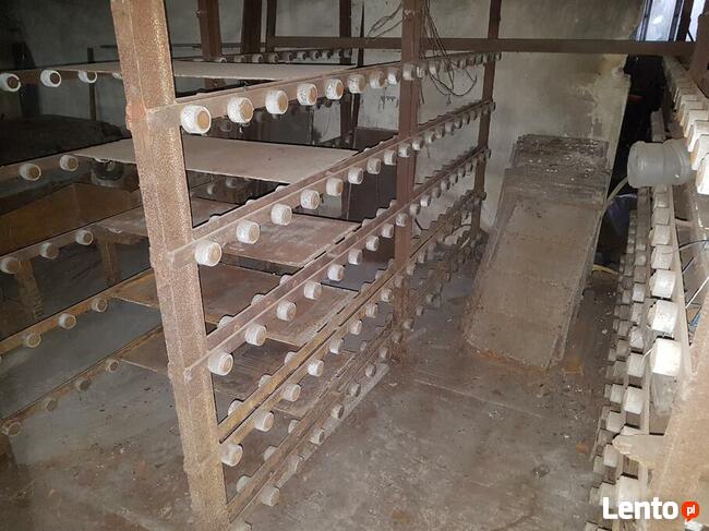 Pustaczarka stacjonarna z regałami i wózkiem