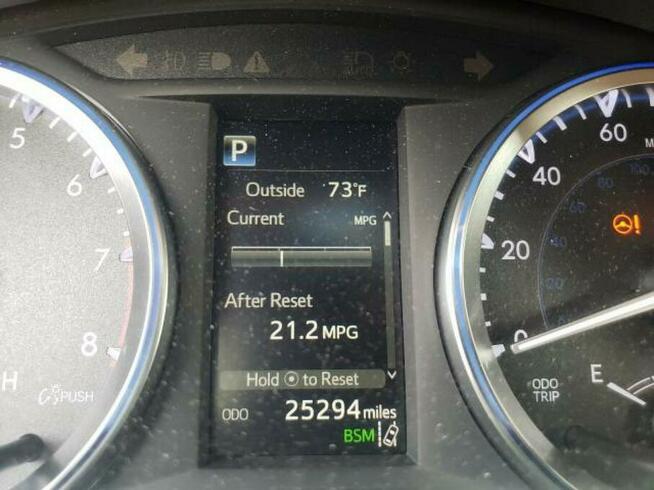 Toyota Highlander 2018, 3.5L, SE, po gradobiciu