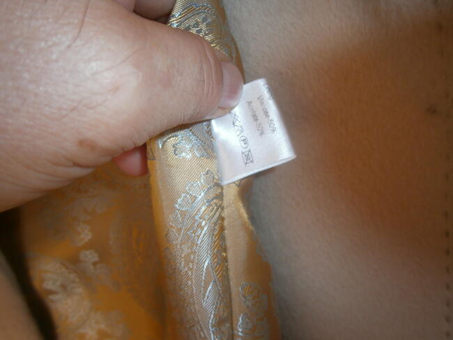 Piękny płaszcz damski ocieplany właśnie na tą porę !!!