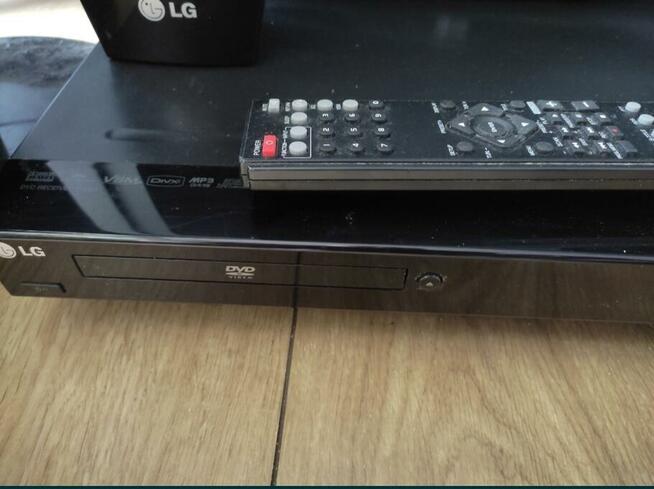 Kino domowe LG HT503