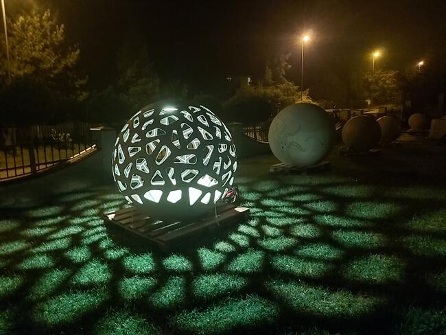 Lampa Oświetlenie Kula od h60 do 160cm Nowe oblicze oświetle