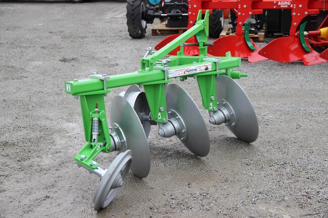 Pług talerzowy Lepus plugi talerzowe Bomet