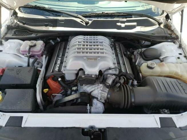 Dodge Challenger SRT HELLCAT, 2017, 6.2L, porysowany lakier