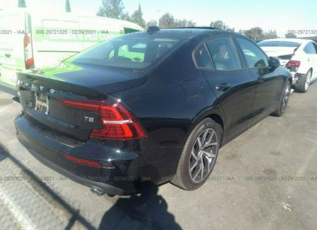 Volvo S60 2020, 2.0L, MOMENTUM, po kradzieży