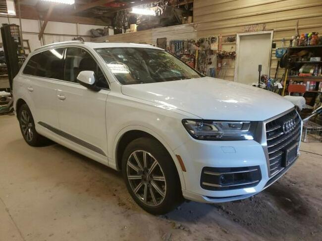 Audi Q7 2017, 3.0L, Prestige, po gradobiciu