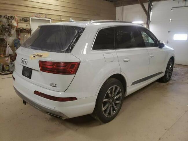 Audi Q7 2017, 3.0L, Prestige, po gradobiciu