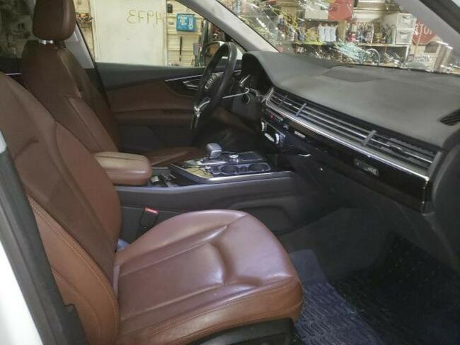 Audi Q7 2017, 3.0L, Prestige, po gradobiciu