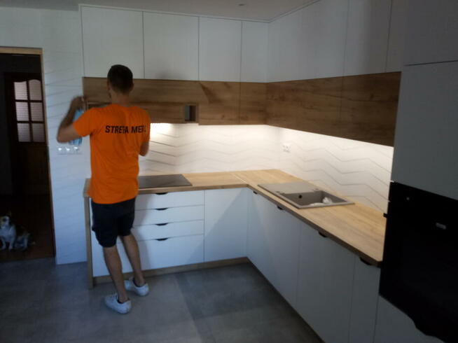 Meble na wymiar, kuchnie, szafy, zabudowy, sypialnie