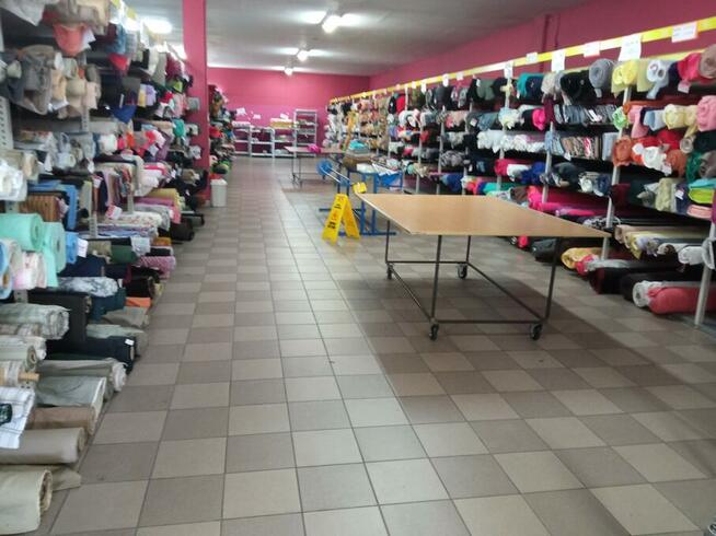 Tanie tkaniny i dzianiny. Odzieżowe, tapicerskie, stoki.