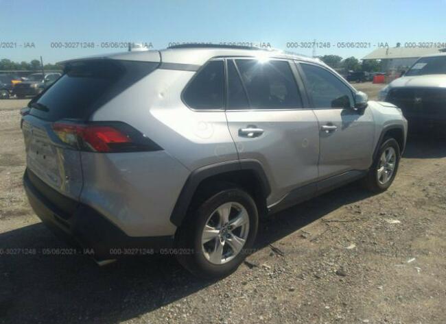 Toyota RAV-4 2020, 3.6L, 4x4, po gradobiciu