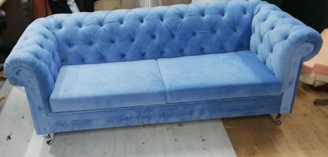 piękna sofa glamour kryształki rozkładana nogi chrom szara