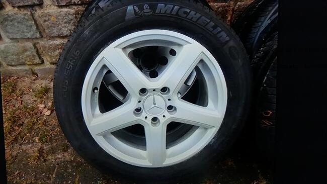 Sprzedam alufelgi z oponami do MB i VW.