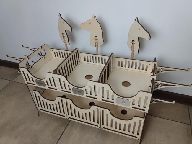 Hobby Horse stajnia