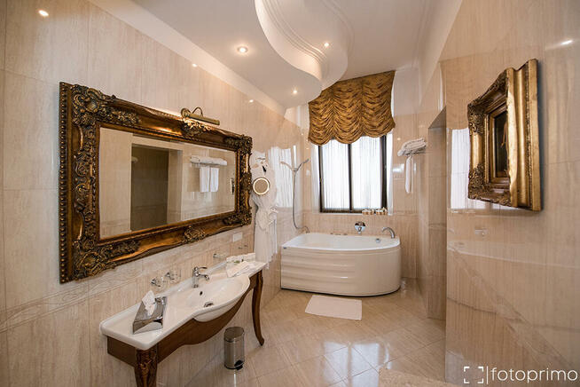 Fotograf wnętrz i nieruchomości zdjęcia z drona