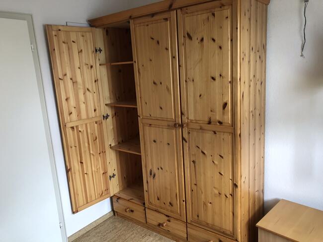 Szafki komody sosnowe