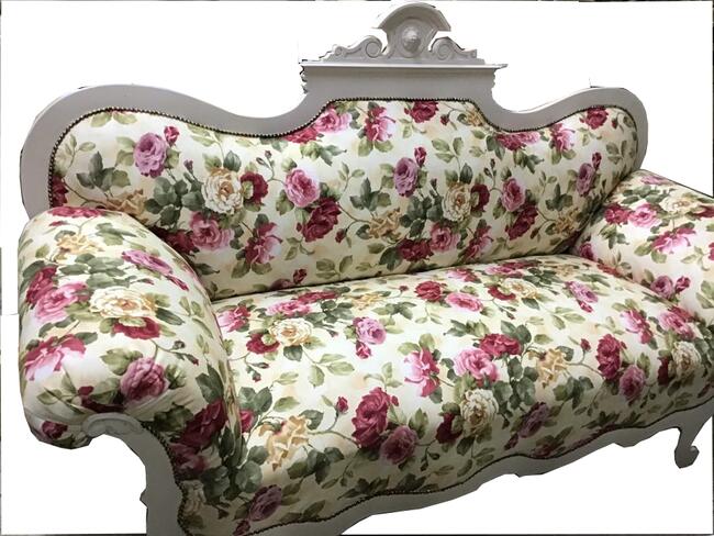 Renowacja mebli stylowych tapicerowanych i drewnianych.