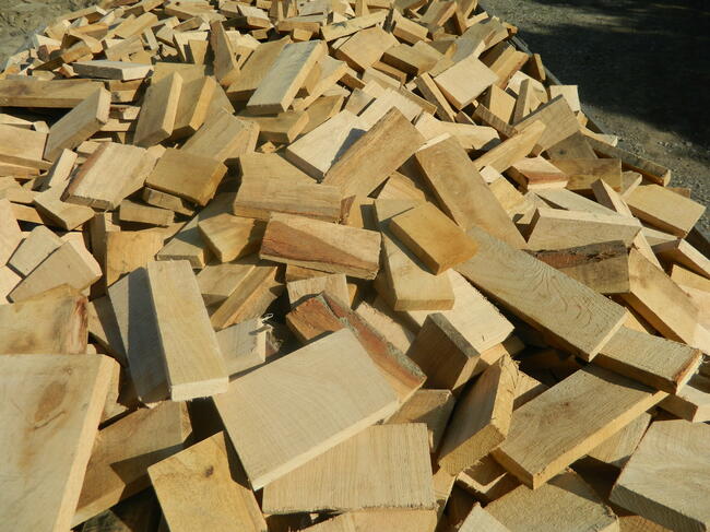 Opał dębowy - kostka dębowa drewno do wędzenia węgiel pellet