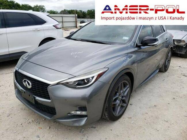 Infiniti QX30 2017, 2.0L, Base, po gradobiciu