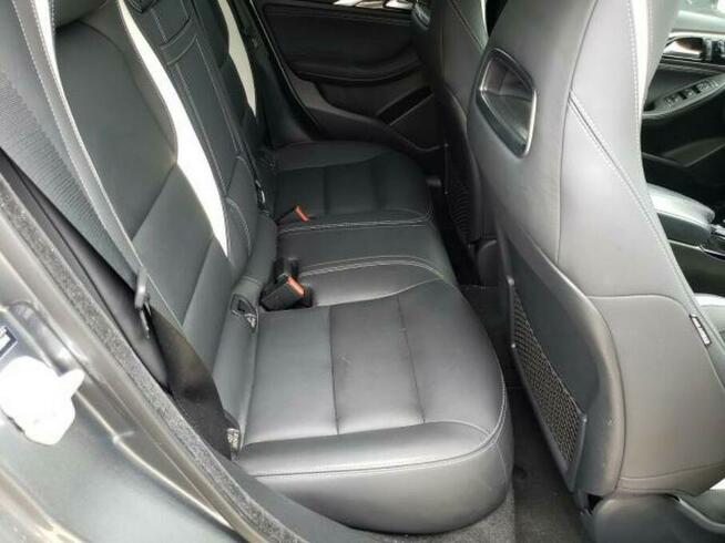 Infiniti QX30 2017, 2.0L, Base, po gradobiciu