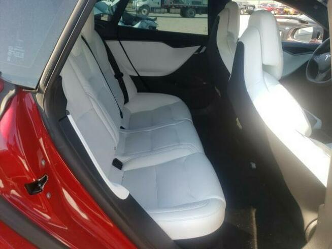 Tesla Model S 2018, P100D, po gradobiciu