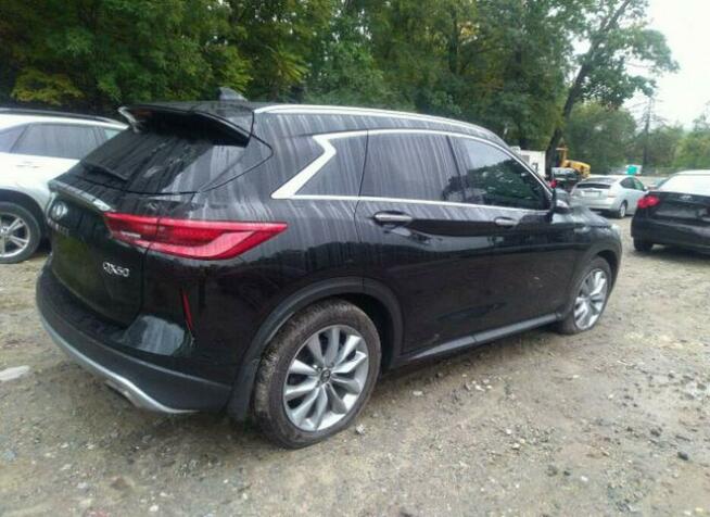 Infiniti QX50 2021, 2.0L, 4x4, LUXE, od ubezpieczalni