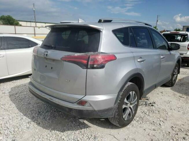 Toyota RAV-4 2018, 2.5L, LE, po gradobiciu