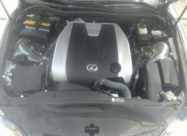 Lexus IS 2017, 3.5L, 4x4, od ubezpieczalni