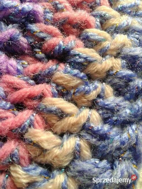 Szydełkowa czapka beanie- wrzosowe paski, z mieniącą nitką