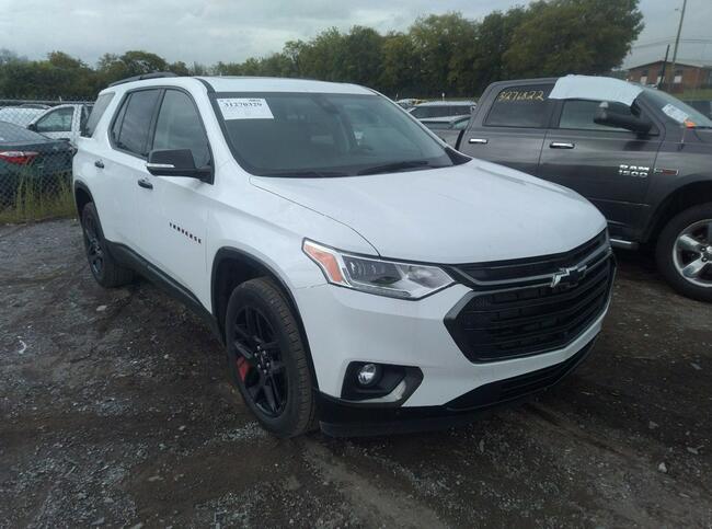 Chevrolet Traverse 2020, 3.6L, Premier, porysowany