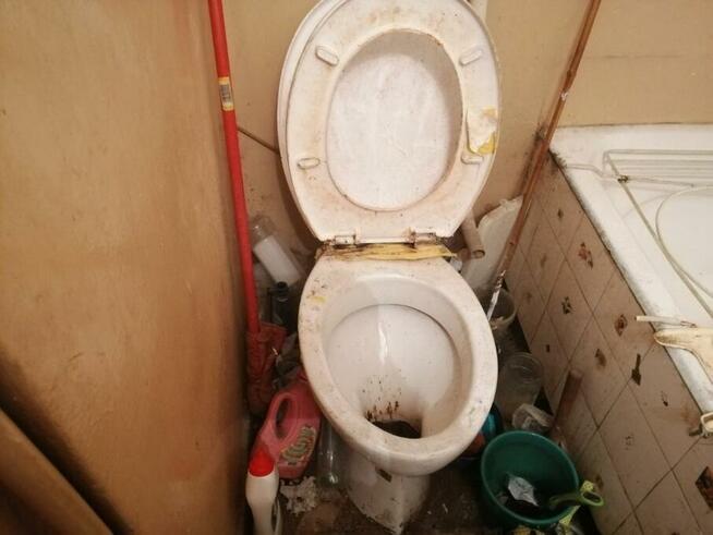 Sprzątanie po zgonach, samobójstwach, opróżnia