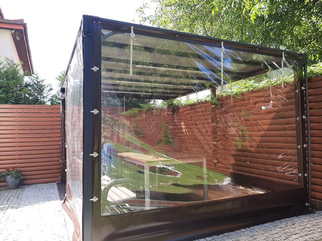 Przezroczysta ściana, zabudowa tarasu, plandeka na wymiar.