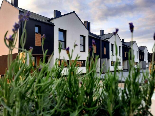 DOM Z PARKIEM W CENIE MIESZKANIA - podwyższony standard