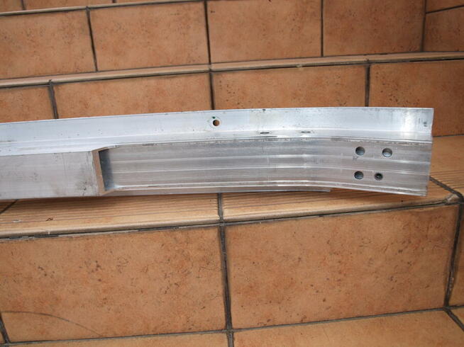 Mercedes A W177 belka wzmocnienie zderzaka przód 2018 -2022r