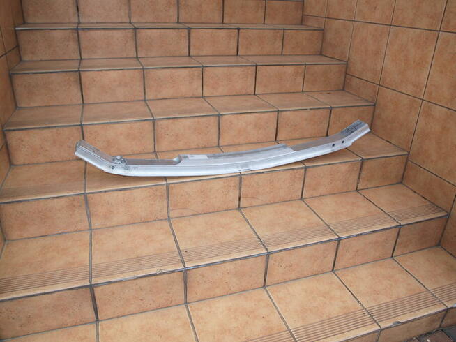 Mercedes A W177 belka wzmocnienie zderzaka przód 2018 -2022r