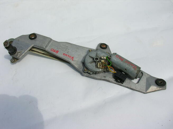 SILNICZEK MECHANIIZM WYCIERACZKI TYŁ VOLVO 850 KOMBI