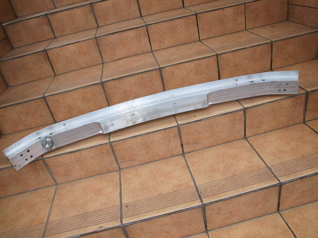 Mercedes A W177 belka wzmocnienie zderzaka przód 2018 -2022r