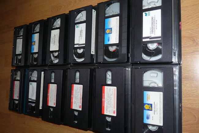 Kolekcja filmów włoskich na VHS i kopia na DVD