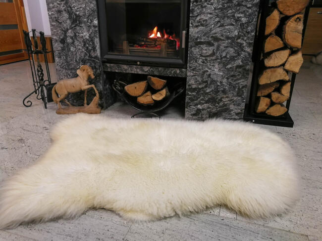 Piękne skóry owcze Szwedzkie, dywany