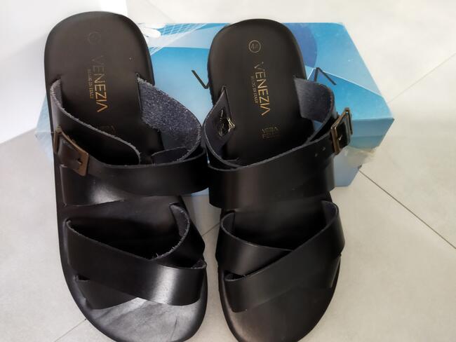 Venezia sandały - rozmiar 44 - 2 pary