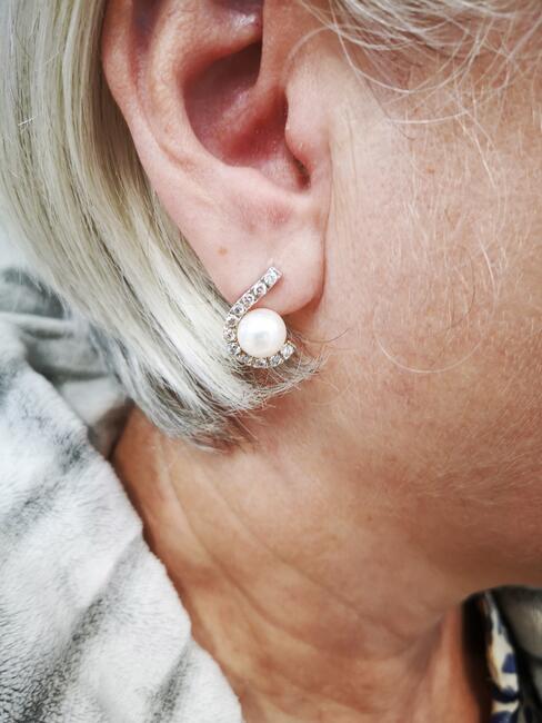 BRYLANTY zestaw złoty pierścionek oraz kolczyki z brylantami