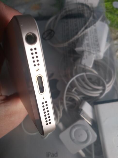 IPad 32GB+iPhone SE Gold