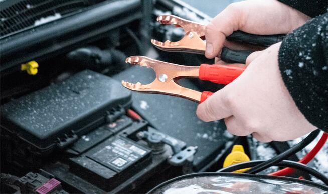 Holowanie samochodu z parkingu podziemnego Wyciąganie Aut