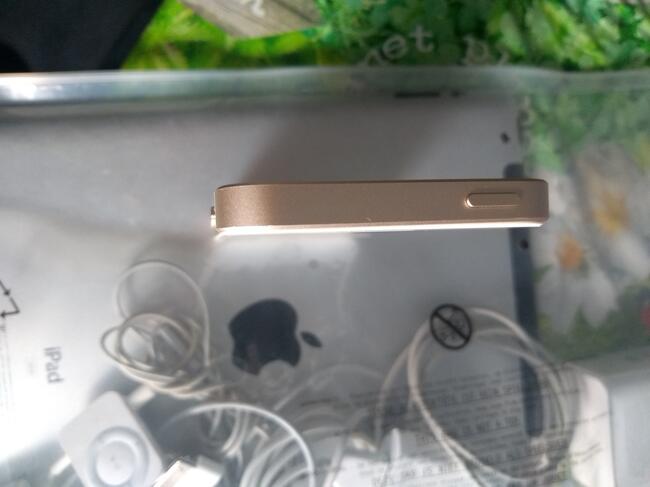 IPad 32GB+iPhone SE Gold