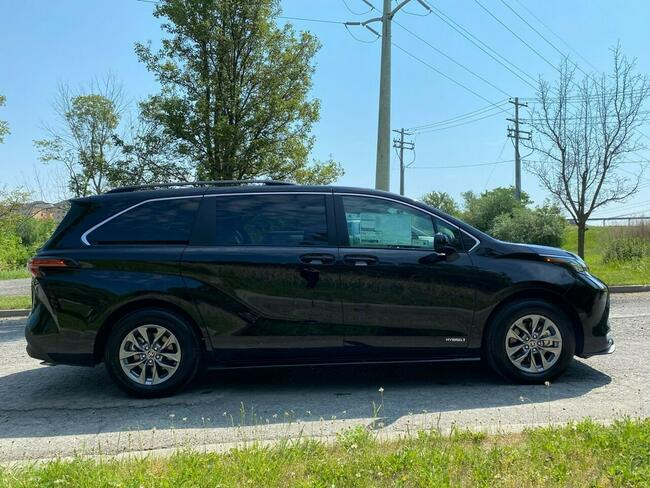 Toyota Sienna 2021, bezwypadkowy, hybryda, Piła.