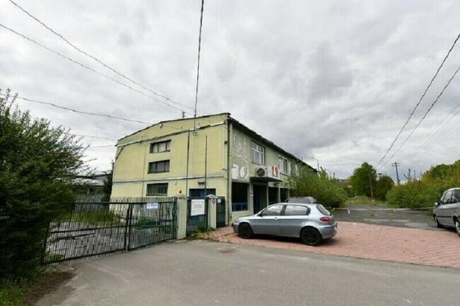 Sprzedam biurowiec w Lesku ul. Przemysłowa 11